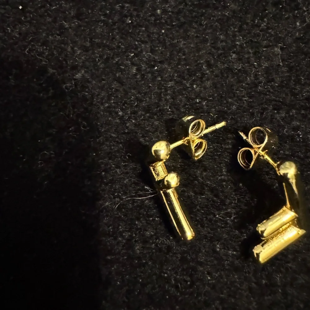 Fendi FF Gold Geometric Stud Earrings - Picture 4 of 5